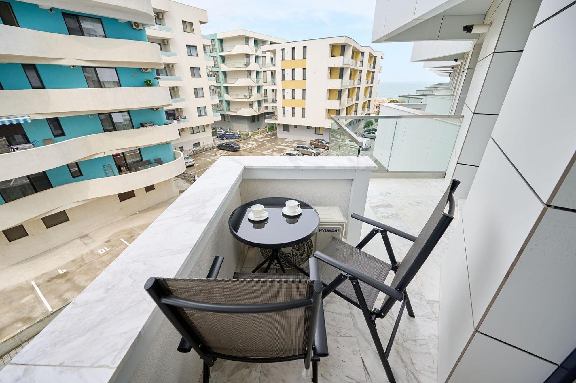 Newvision Apartment In Infinity Beach Resort - Parking Mamaia Εξωτερικό φωτογραφία